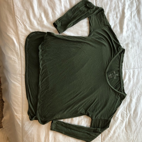 American Eagle long sleeve - Picture 3 of 5